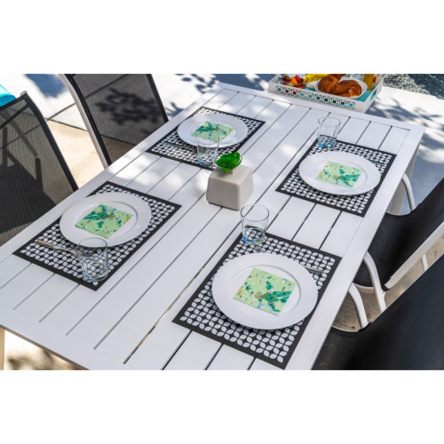 Breeze Block double-sided Woven Placemat-Black-set of 4