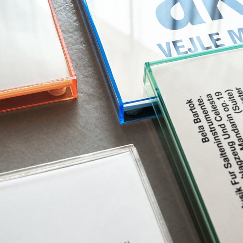 Float Acrylic Frame - 5 x 7 Clear