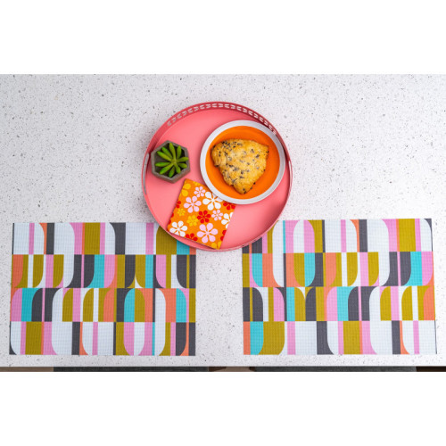 Breeze Block Metal Serving Tray Round-Pink