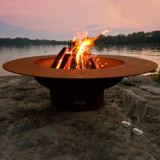 Modern Fire Pit: The Upgrade Your Backyard Needs This Fall - Atomic Ranch