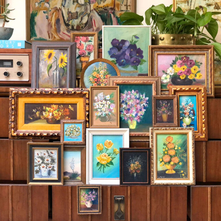 Everything You Need to Know about Selling Vintage Decor Online Atomic