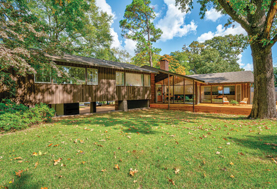 We Can't Get Enough Of Cantilevers - Atomic Ranch