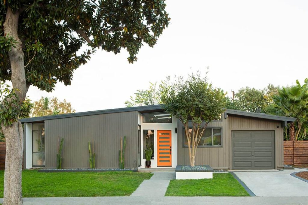 An MCM Paint Color Guide to Project House Austin - Atomic Ranch